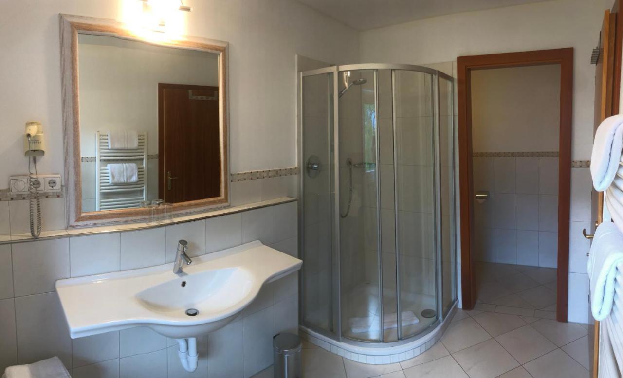 Appartement Tschivon Шена Екстер'єр фото