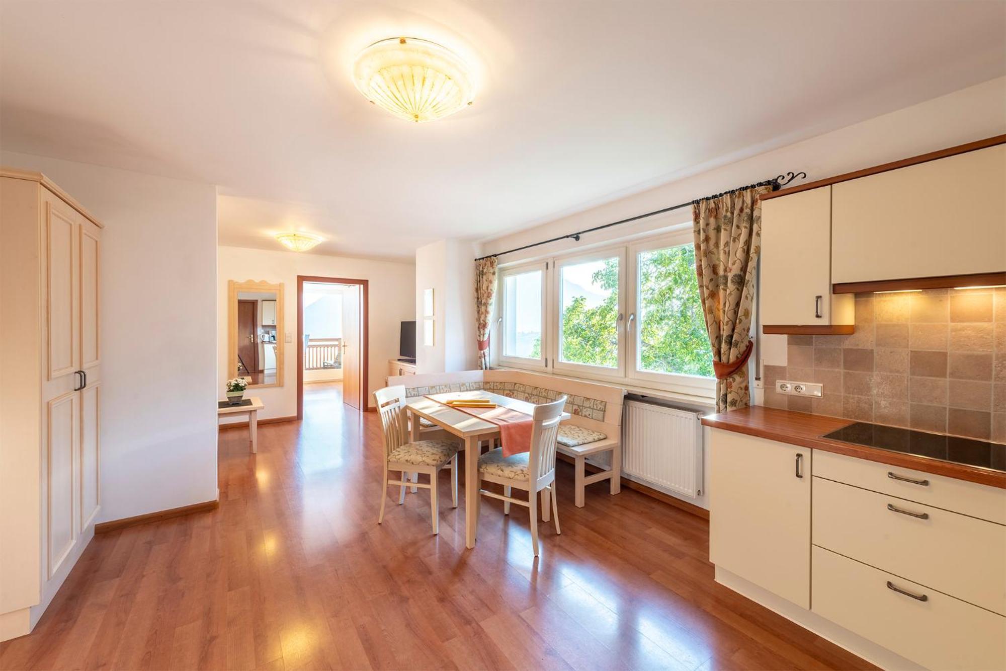 Appartement Tschivon Шена Екстер'єр фото