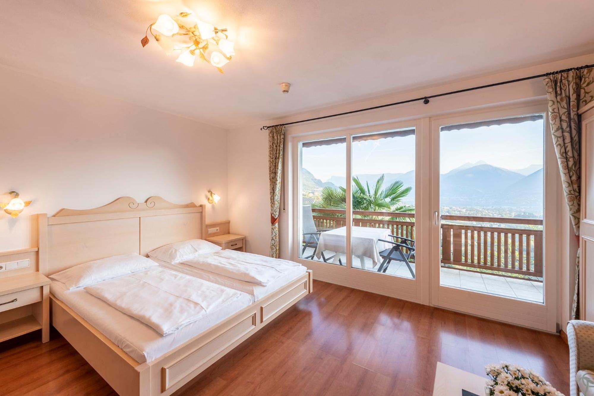 Appartement Tschivon Шена Екстер'єр фото