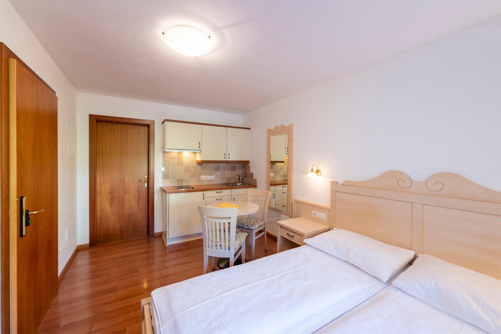 Appartement Tschivon Шена Екстер'єр фото