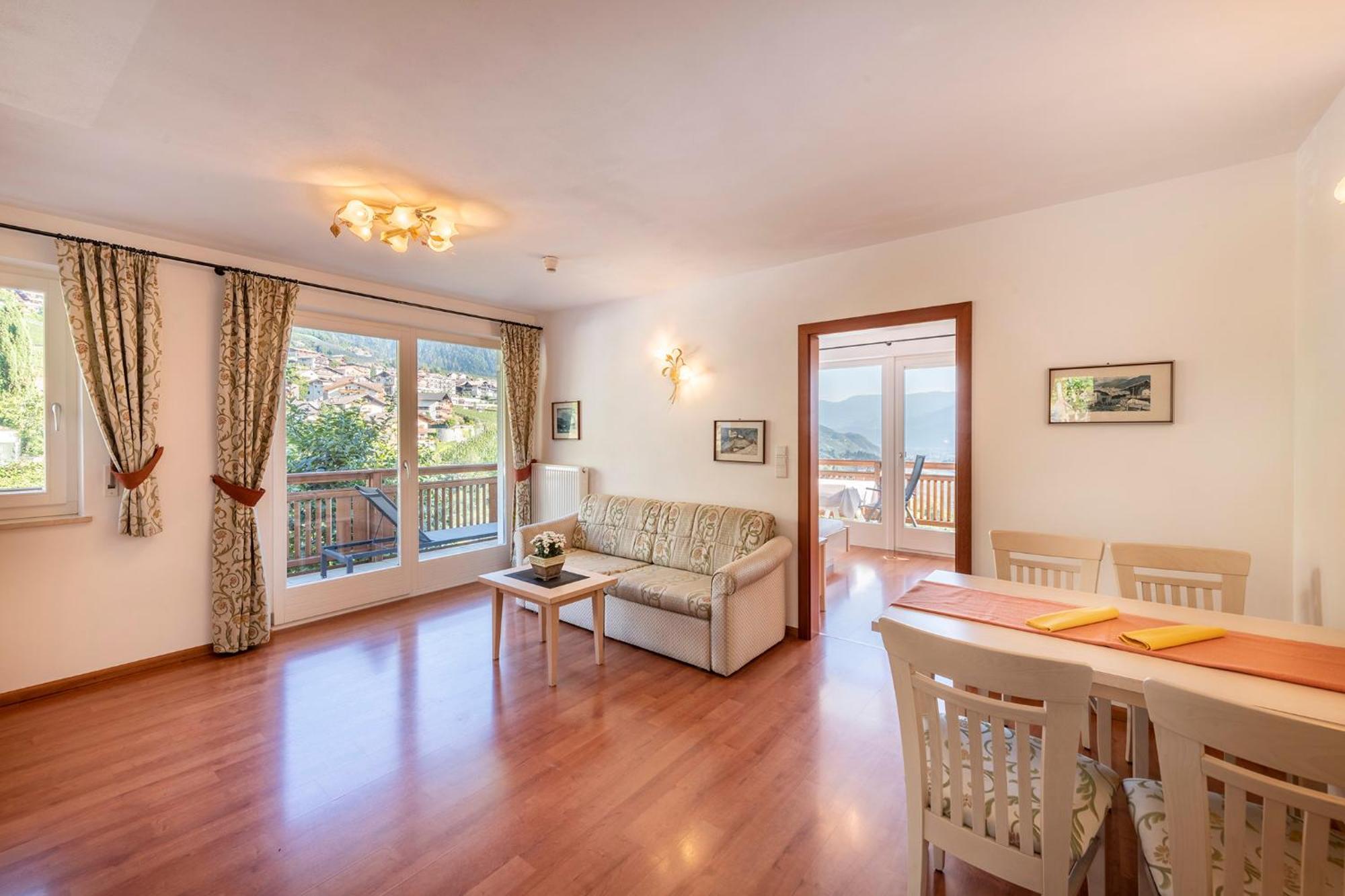 Appartement Tschivon Шена Екстер'єр фото