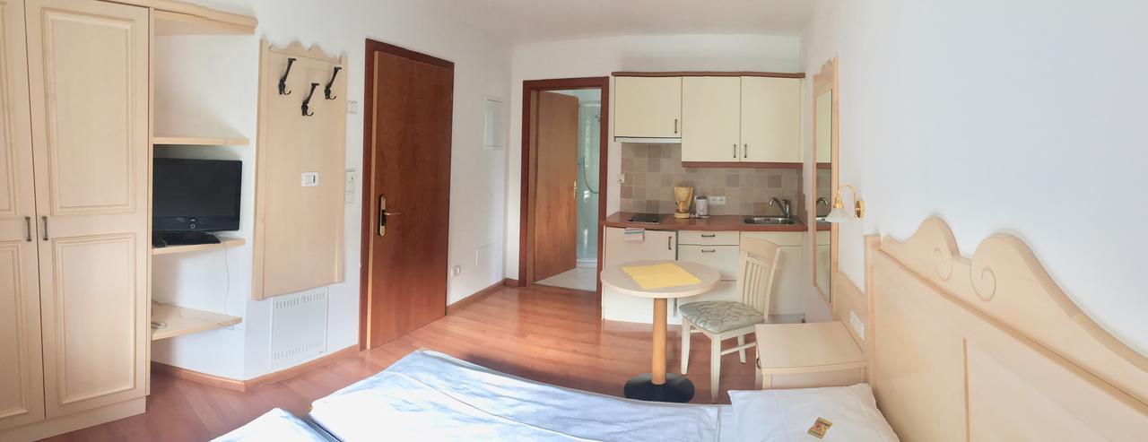 Appartement Tschivon Шена Екстер'єр фото